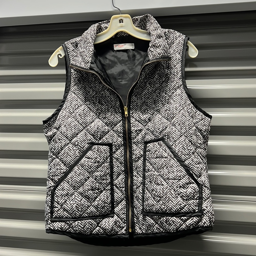 So Style. Vest